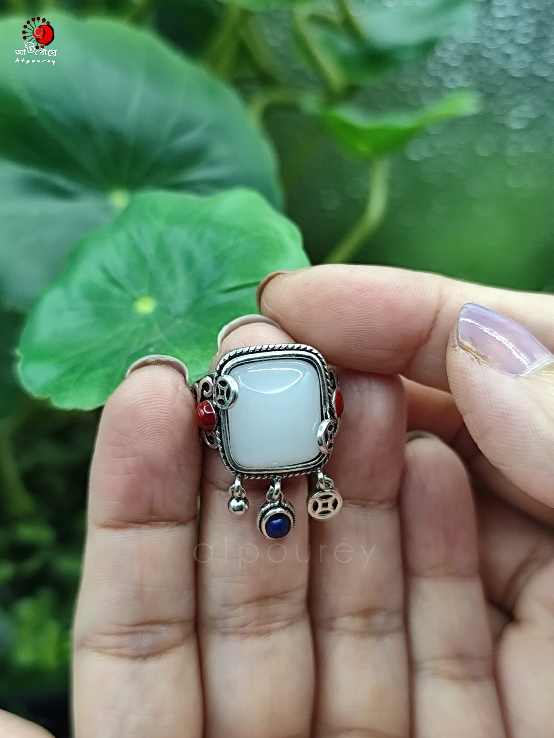 Style with silver rings white jade - Image 4