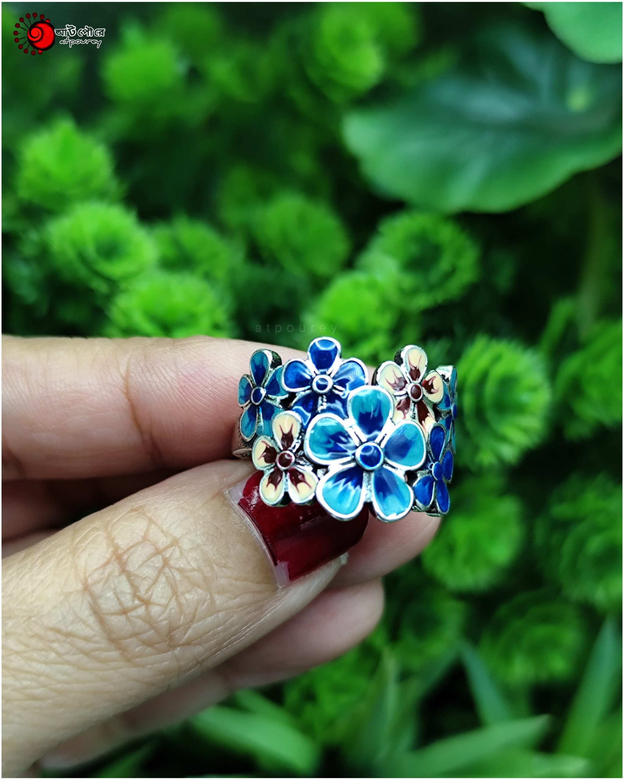 Style with Silver Rings Flower - Image 3